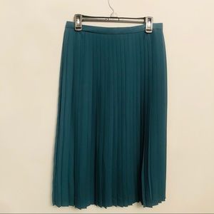 NWOT J Crew Pleated Skirt